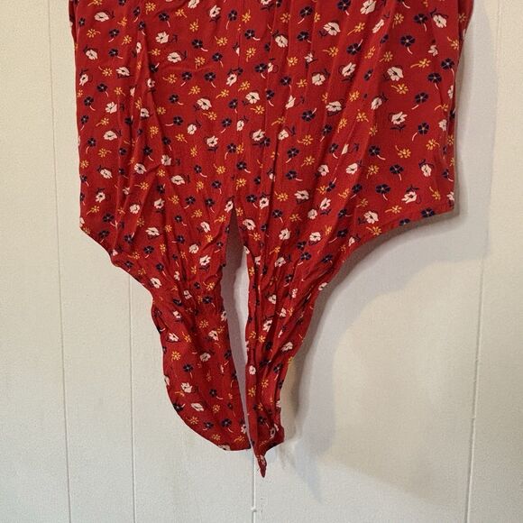 Madewell Novel Tie-Front Top in Prairie Posies Red Short Sleeve V-Neck Size XS - Picture 6 of 13
